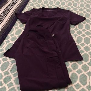 Cherokee Infinity Scrub Set